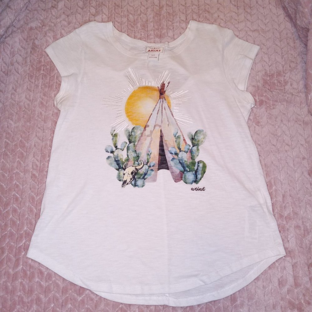 Ariat tee with cutout